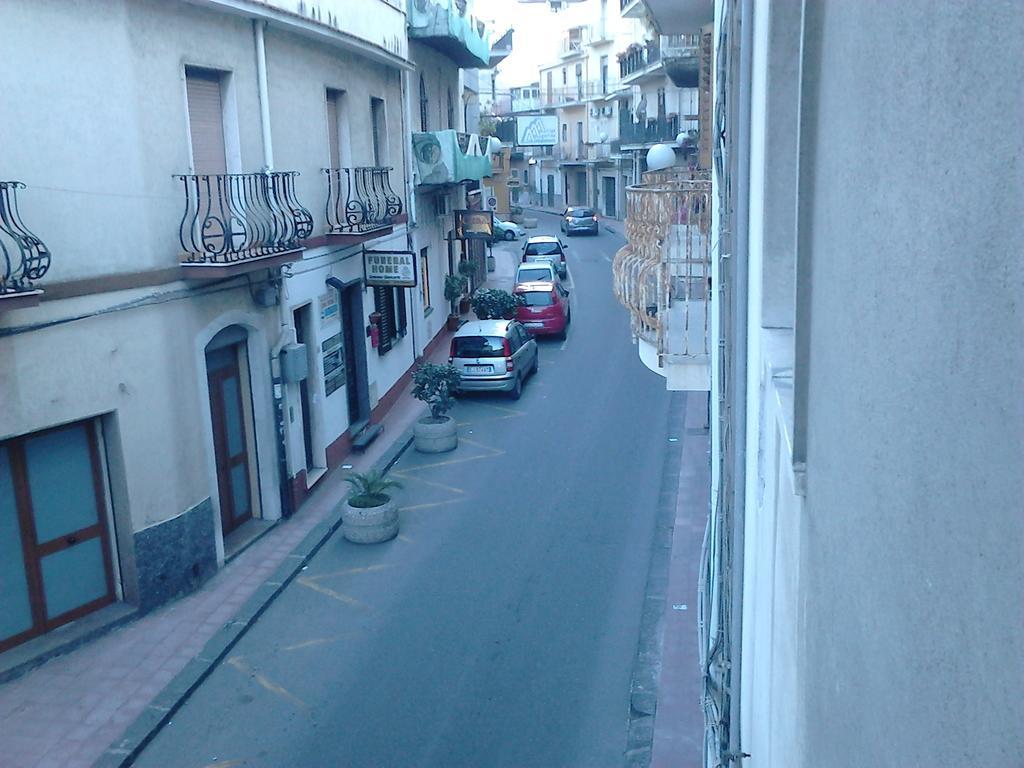 Il Porticciolo Apartment Giardini Naxos Oda fotoğraf