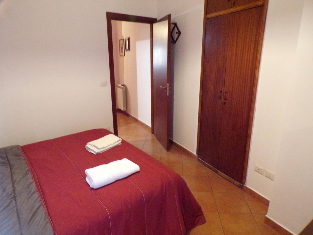 Il Porticciolo Apartment Giardini Naxos Dış mekan fotoğraf