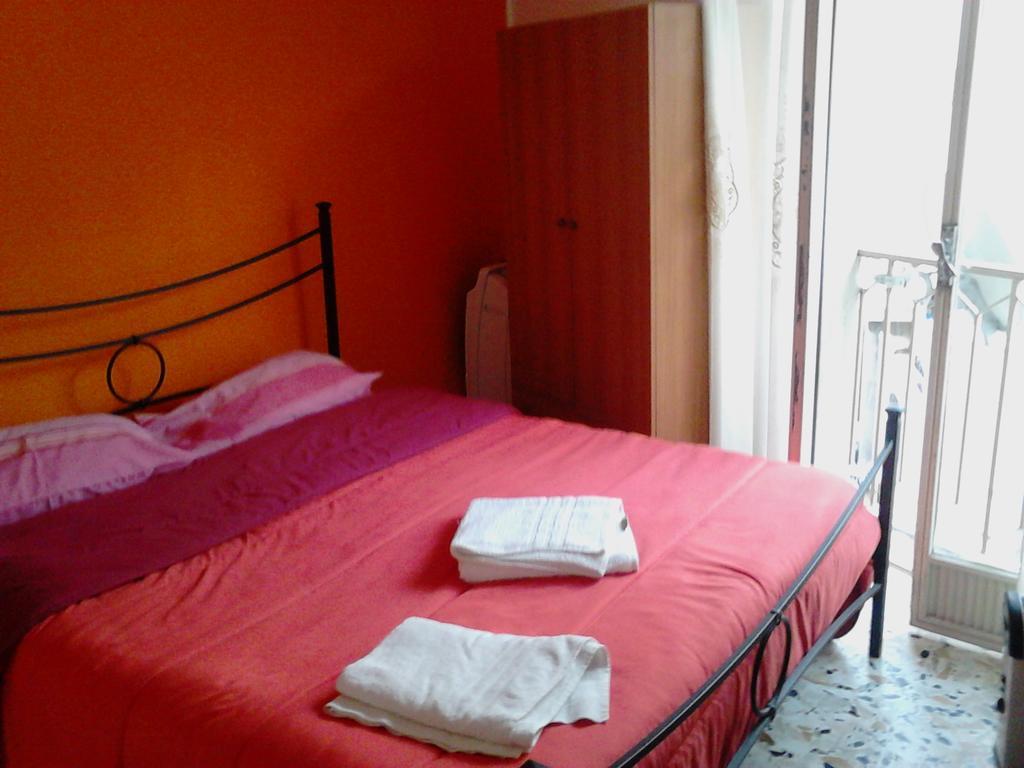 Il Porticciolo Apartment Giardini Naxos Dış mekan fotoğraf
