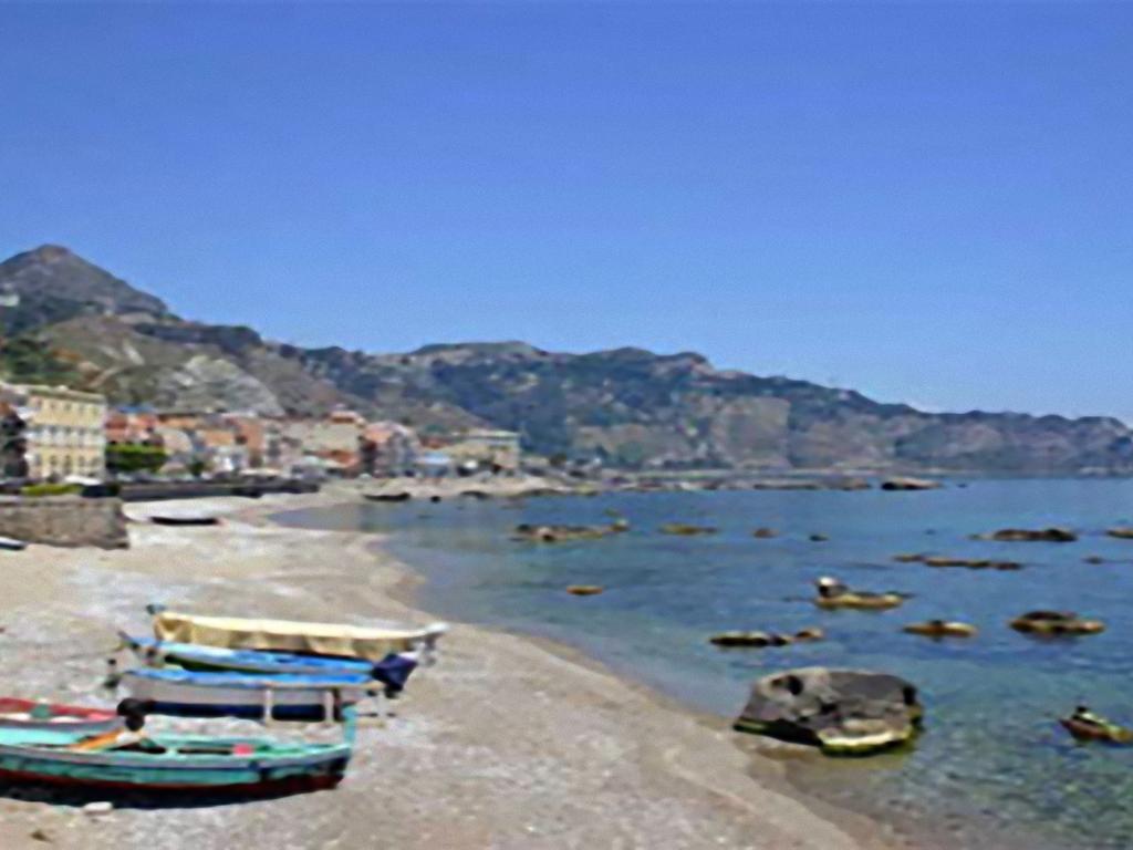 Il Porticciolo Apartment Giardini Naxos Oda fotoğraf